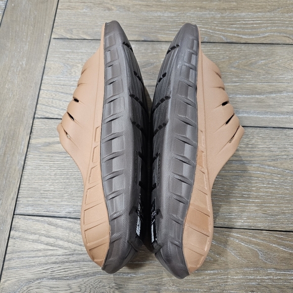 KuaiLu Mens Recovery Sandals With Comfortable Plantar Fasciitis Arch Support - Picture 5 of 9